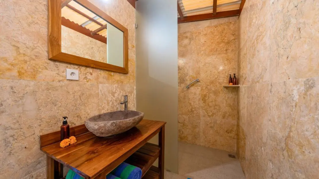 Lumbung Villa Bathroom